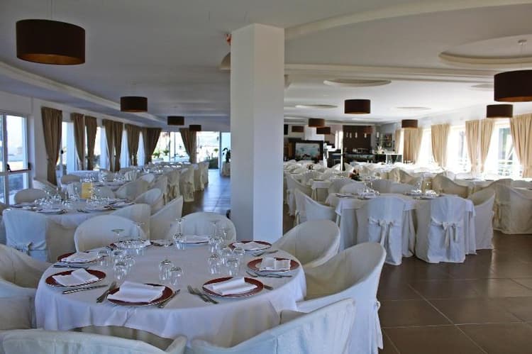 Medea Beach Resort