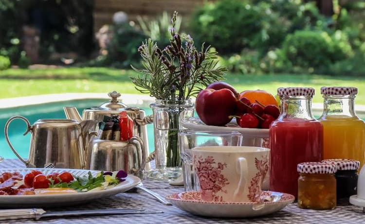 Maison - H Guest House