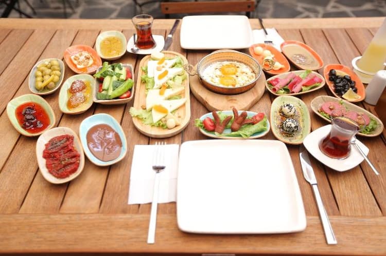 L'Agora Old Town Hotel & Bazaar