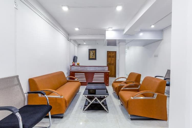 Metro Port City Hotel