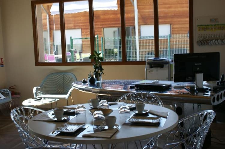 What Else Hotel