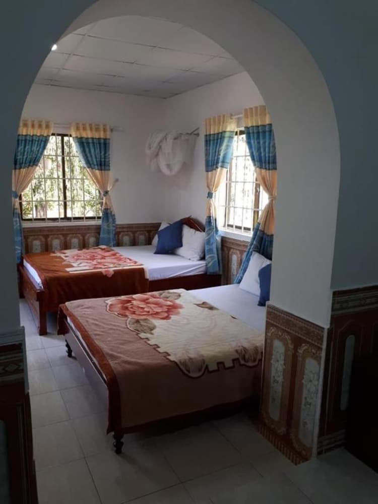 Duong Sat Hotel by ZUZU