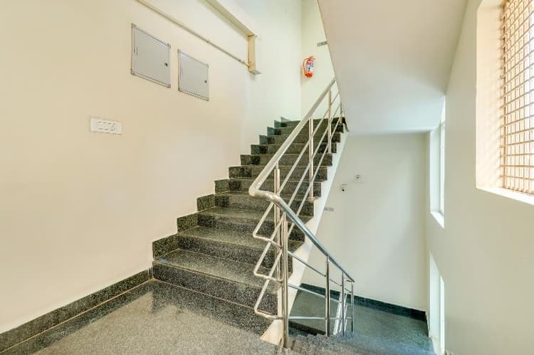 OYO 78627 Collection O Green Tree