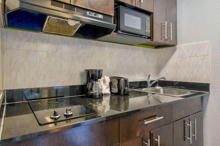 Studio 6 San Antonio Tx Airport