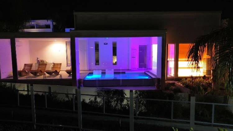 Doric Bed Boutique Hotel