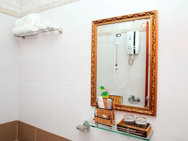 Sunrise Airport Hotel