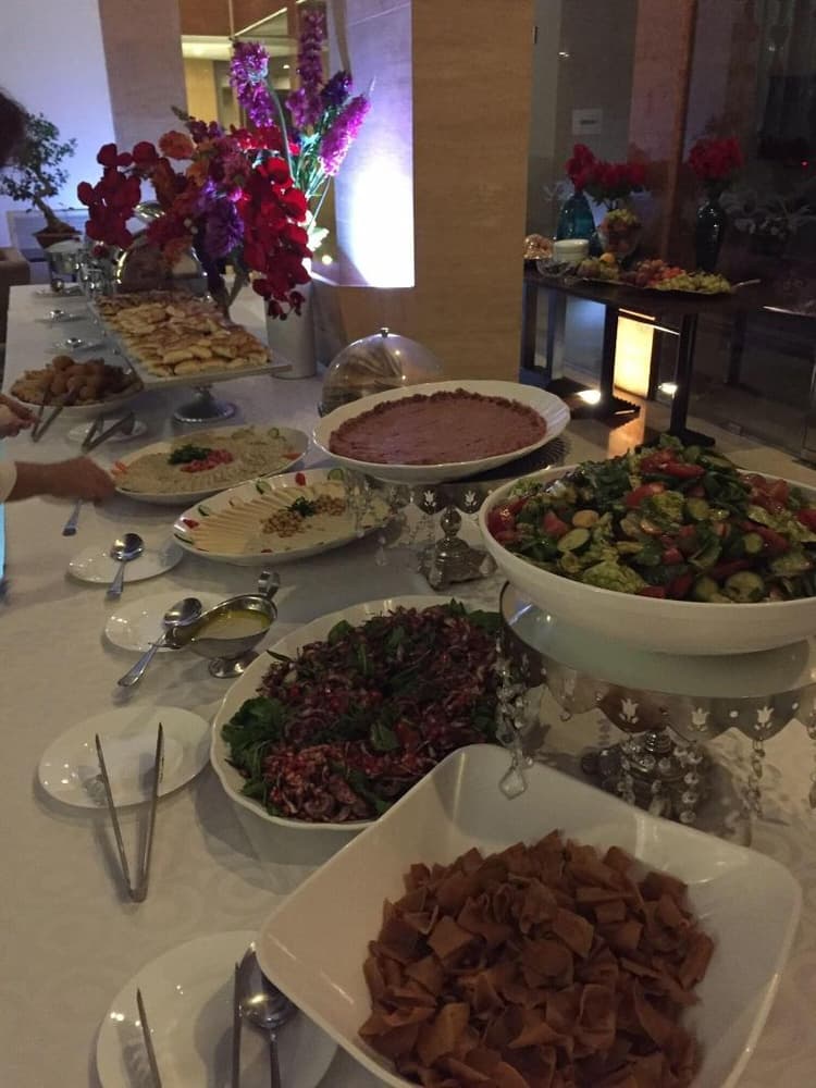 Delora Hotel And Suites