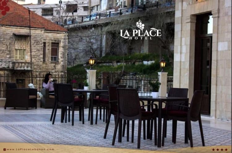 La Place Hotel