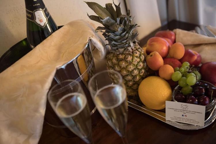 Castello Castriota Scanderbeg Suites De Charme