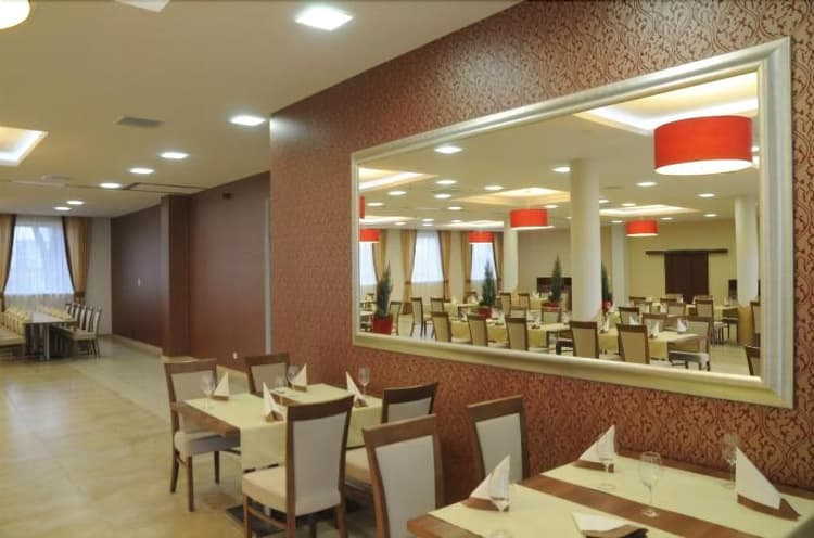 Hotel Austeria Conference & Spa