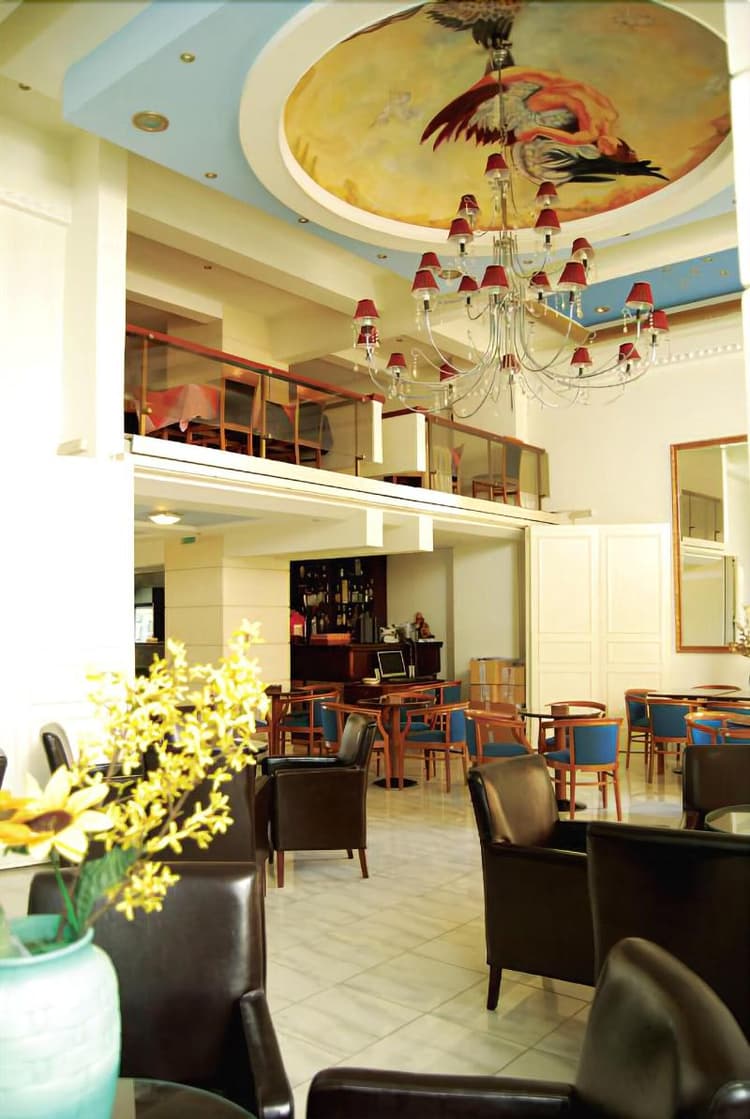 Ephira Hotel