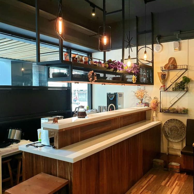 Slow Wow Hot Spring Hotel