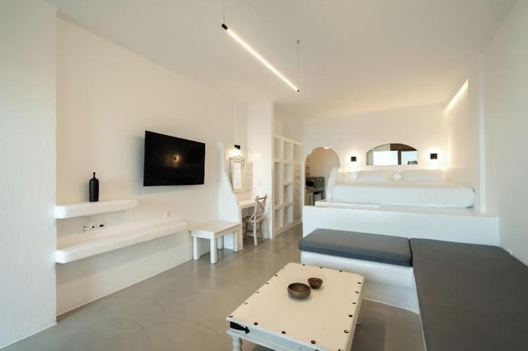 Black Diamond Suites - Adults Only