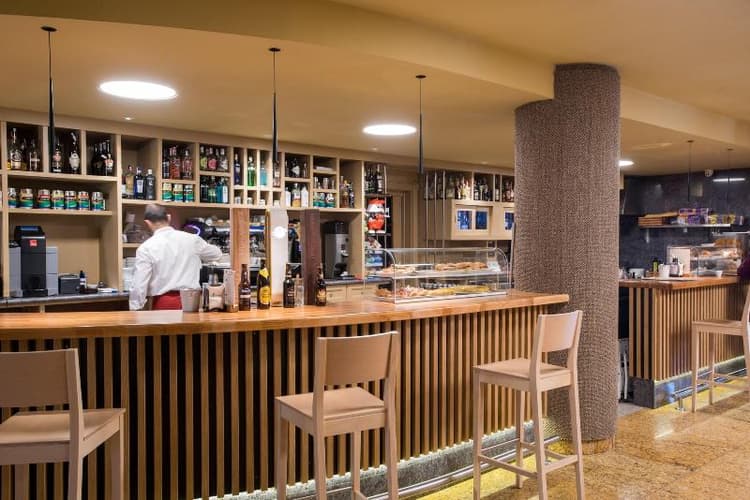 Apartamentos Spa Villa Pasiega