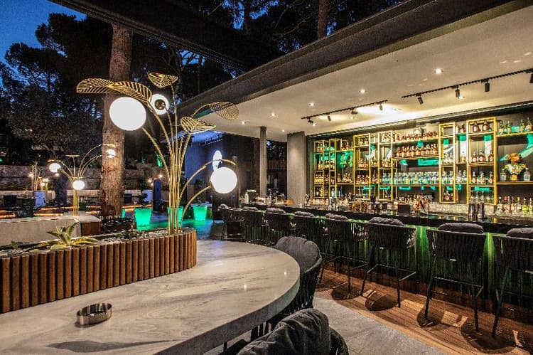 Unique Life Style Hotel