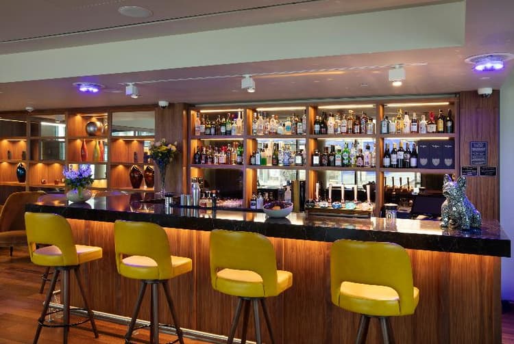 Tower Suites Hotel by Blue Orchid