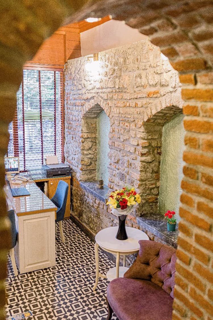 Acacia Mansion Hotel