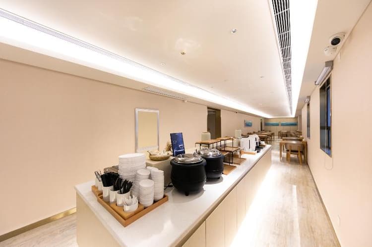 Ji Hotel (Xi'an Bell Tower, East Street)