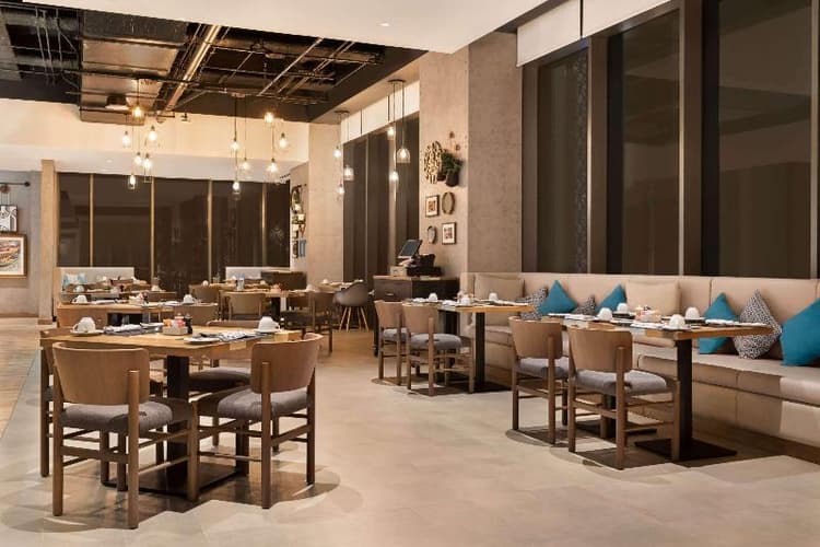 Mercure Dubai Gold District