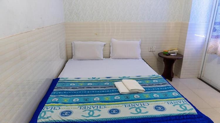 Quynh Anh Hotel by ZUZU