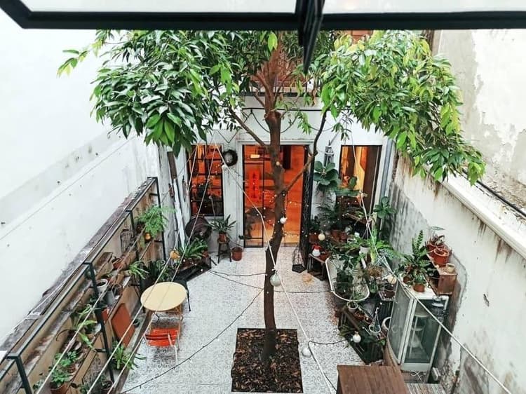 Laile Hostel