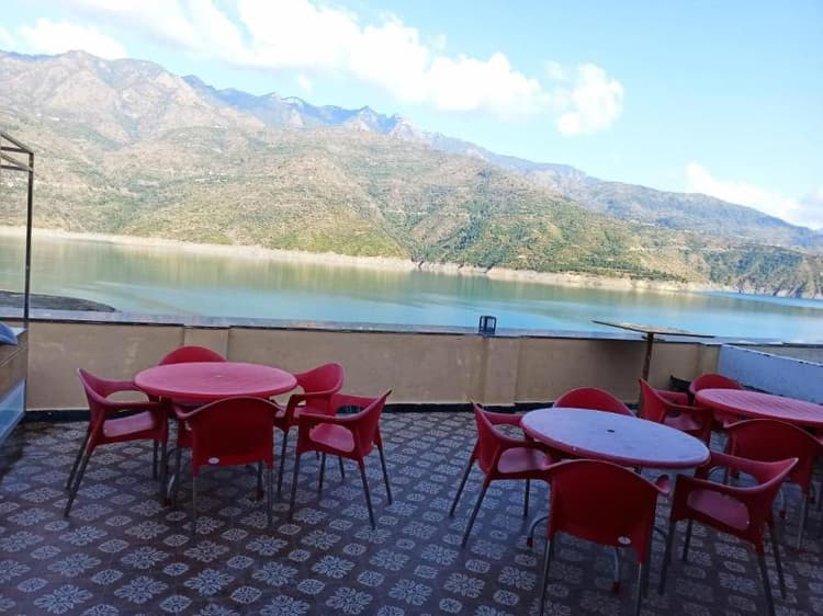 Hotel LE ROI Lake View, Koti
