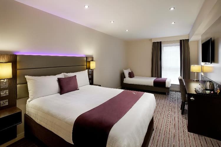 Premier Inn Warrington - M6/J21