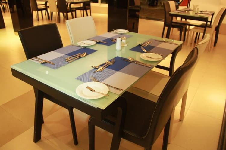 Earl’s Red Passikudah