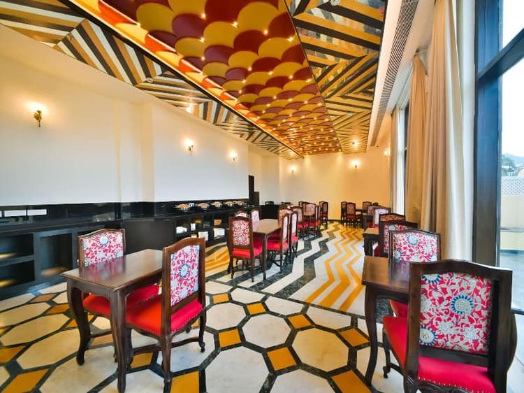 Hotel Bhopal Palace Udaipur