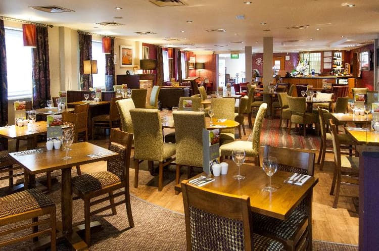 Premier Inn Leeds City - Elland Road