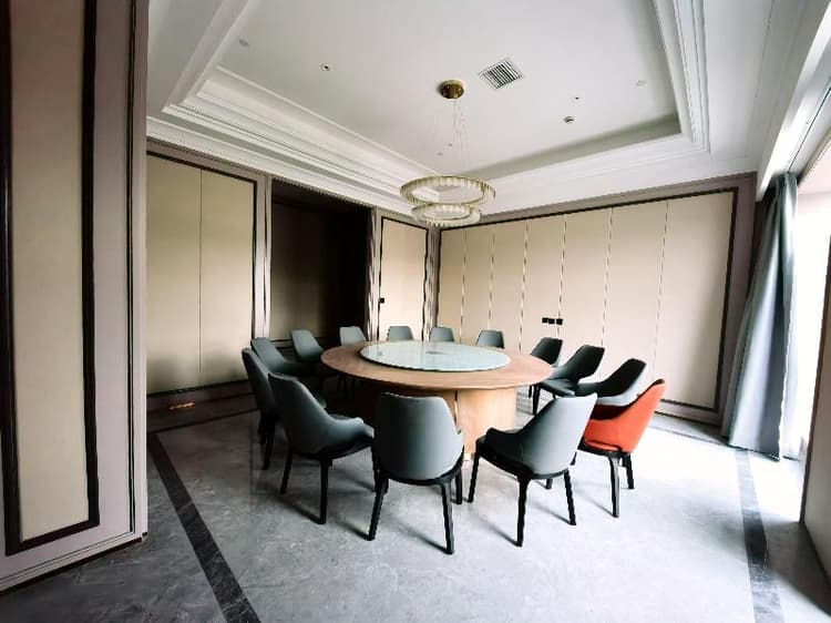 Madison Hotel Urumqi Railway Station Wanda Pl