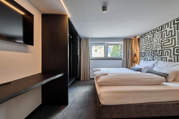 Thepoolhouse Boutique Lodge