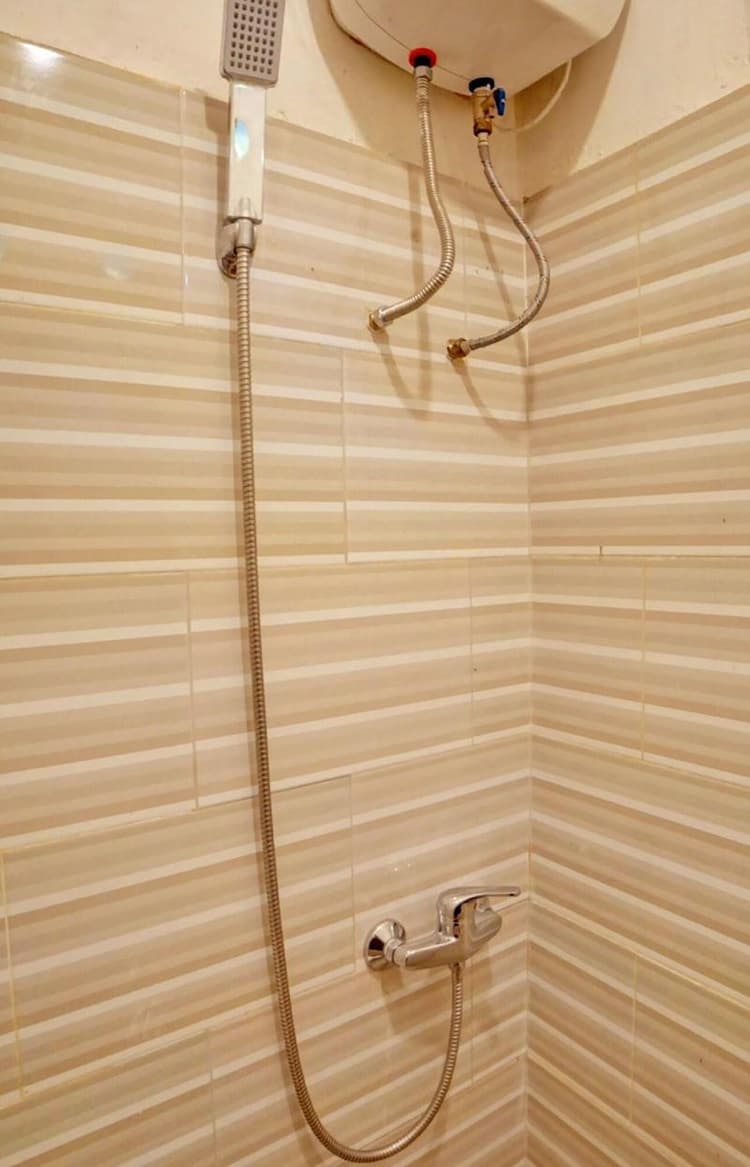 Oyo 91700 N Guesthouse