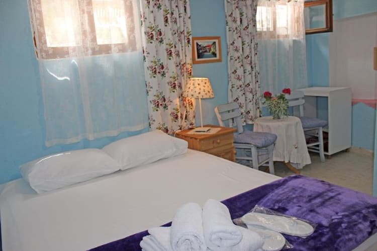 Kale Pansiyon Bozcaada