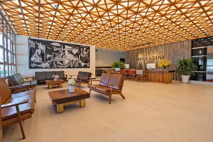 Brick House Dalat Hotel