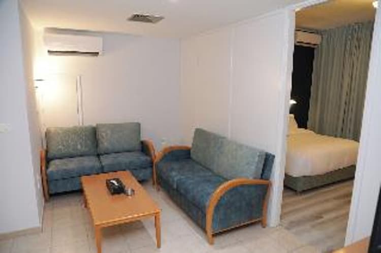 El Sheikh Suites Hotel