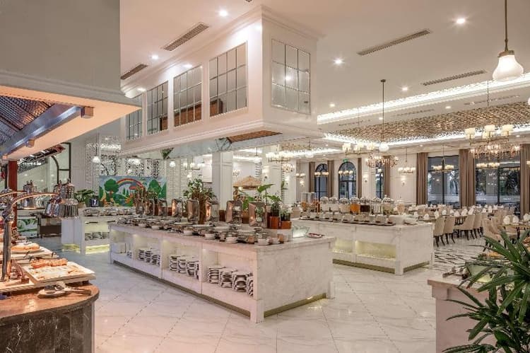 Melia Vinpearl Cam Ranh Beach Resort