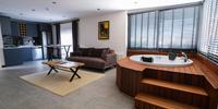 Eluxio Suite Hotel
