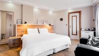 Yanki Hotel
