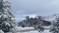 West Davraz Hotel