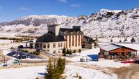 West Davraz Hotel