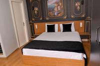 Heraldic Room Hotel