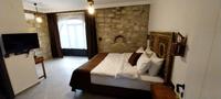 Chakra Vourla Hotel