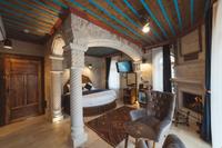 Leda Stone House