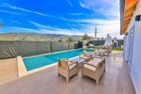 Villa Tawny
