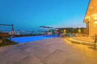 Villa Asel Stone 