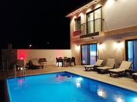Villa Light 1