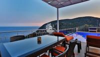 Villa Atlantis