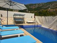 Villa Stone 1