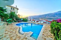 Villa Yunus